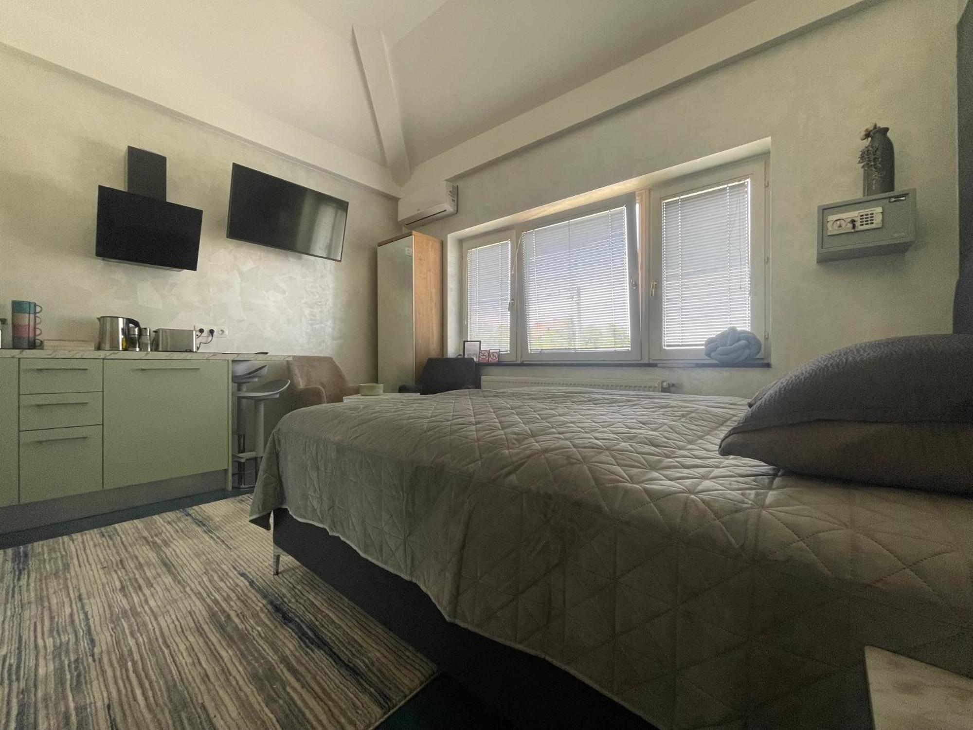 קארלובץ Tona - Miran Apartman - Parking - Samostalna Prijava מראה חיצוני תמונה